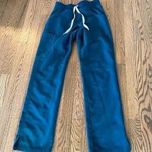 FIGS Caribbean Blue Kade Scrub Pants XS in EUC